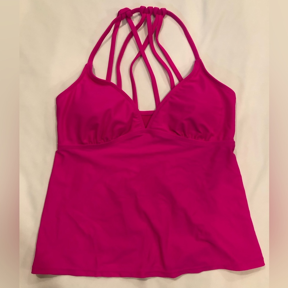 Time & True Tankini swim top, hot pink. Womens size 4/6, NWOT
